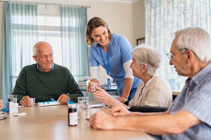 Per Diem nurse talking with patients